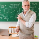 Profesor co-edita nuevo libro sobre el tinnitus