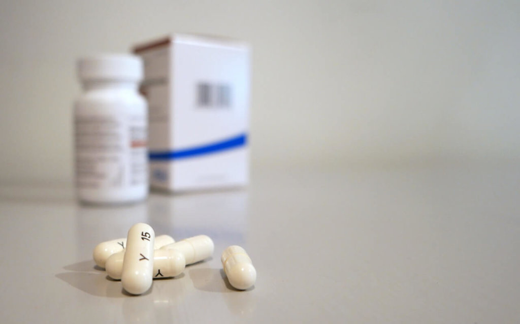 daños causados por antibióticos aminoglucósidos a células del oído interno