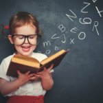 Destacan la necesidad de examinar a niños con dificultades de lectura para detectar problemas auditi...