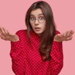 Tinnitus, preguntas frecuentes - Foto creado por wayhomestudio - www.freepik.es